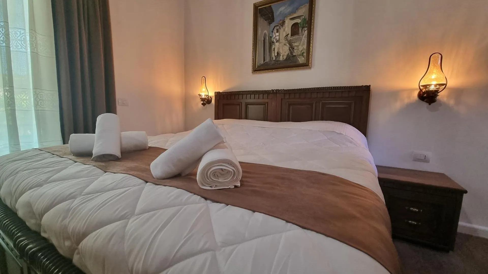 Hotel Vila Twix ベラト アルバニア